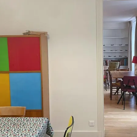Large 5p In 5 Cuvier Apartment *