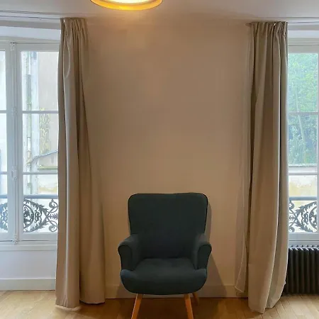 Large 5p In 5 Cuvier Apartment *